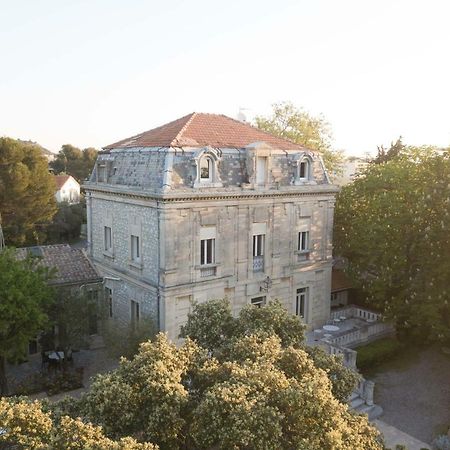 Logis Hotel - Restaurant Residence Les Cedres Villeneuve-les-Avignon Luaran gambar