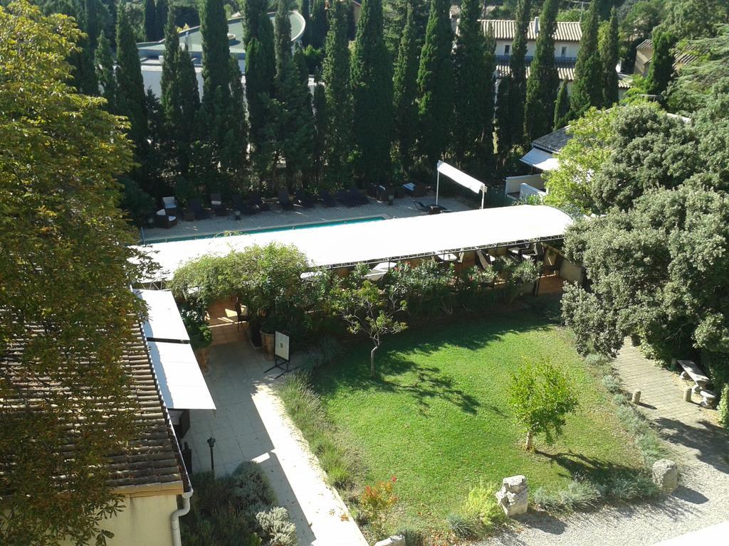 Logis Hotel - Restaurant Residence Les Cedres Villeneuve-les-Avignon Luaran gambar