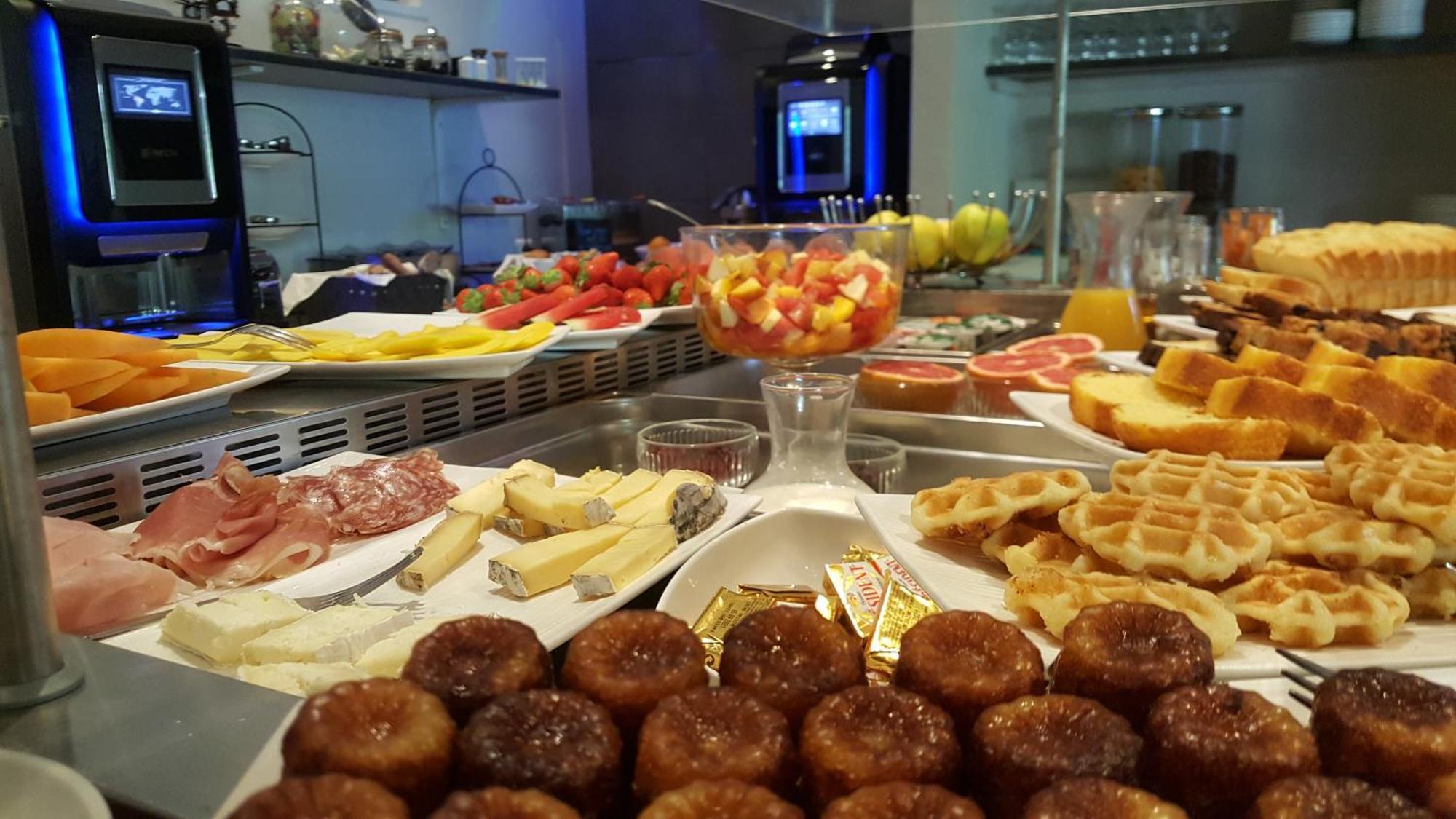 Logis Hotel - Restaurant Residence Les Cedres Villeneuve-les-Avignon Luaran gambar