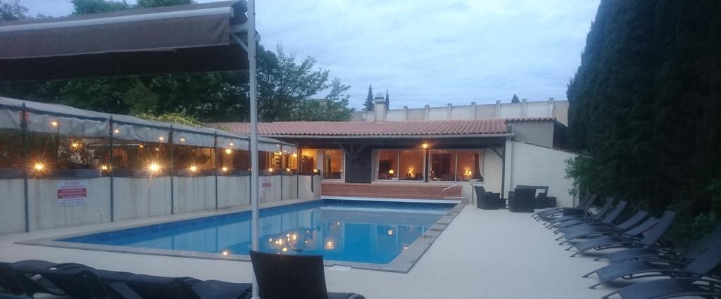 Logis Hotel - Restaurant Residence Les Cedres Villeneuve-les-Avignon Luaran gambar