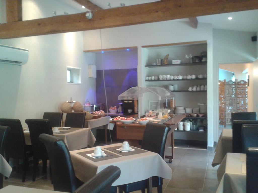Logis Hotel - Restaurant Residence Les Cedres Villeneuve-les-Avignon Luaran gambar